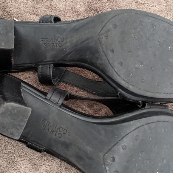 Shoes - Picture 4 of 4